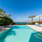 וילה Beachfront Mare With Jaccuzi And Infinity Pool קיסונרגה