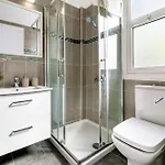 Beachfront Mare With Jaccuzi And Infinity Pool וילה
