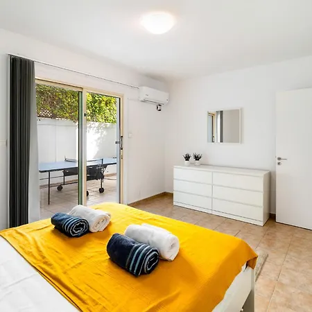 Beachfront Mare With Jaccuzi And Infinity Pool Villa *