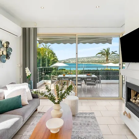 Beachfront Mare With Jaccuzi And Infinity Pool *